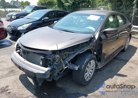 2015 Nissan Altima 2.5 z USA, uszkodzony, nr VIN 1N4AL3AP8FC568499